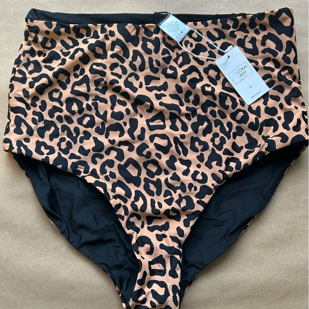 Leopard Print Kids Swimwear - Picture 4 of 7